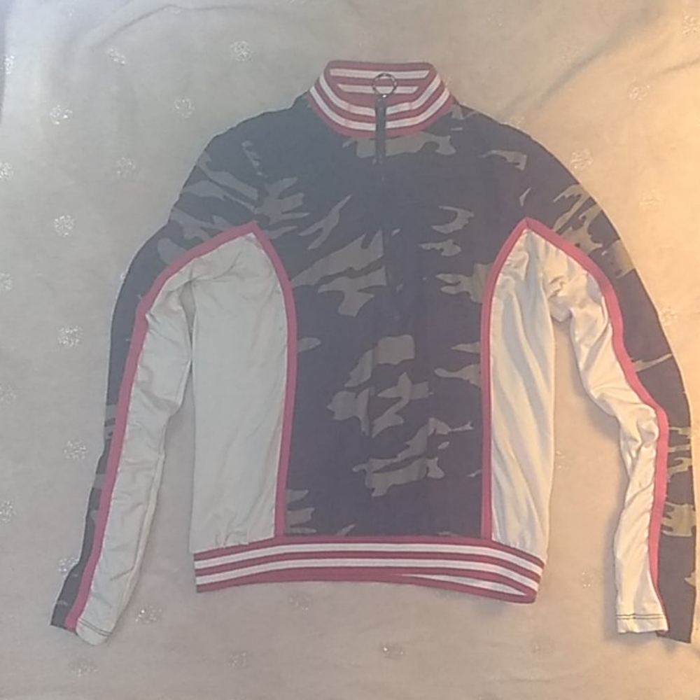 Long sleeve top